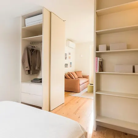 Armada X Apartament *